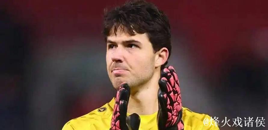 前曼联门将博斯尼奇点评奥纳纳与拉门斯表现差异 前曼联门将博斯尼奇点评奥纳纳与拉门斯表现差异